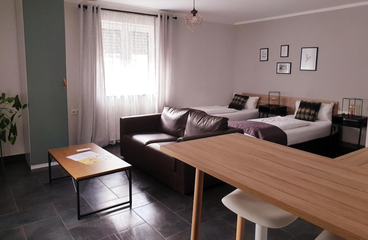 Aparthotel Oleander Hof Hochstadt  Esterno foto