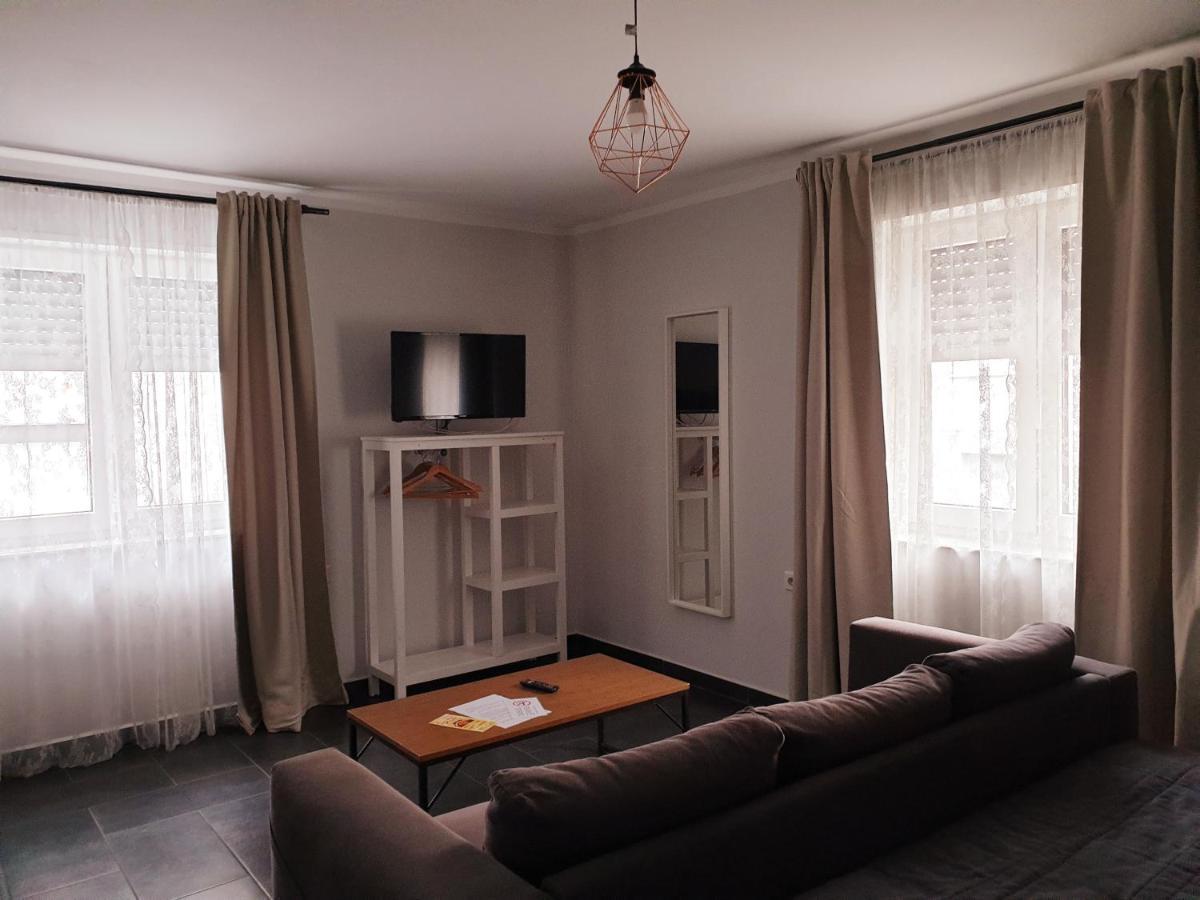 Aparthotel Oleander Hof Hochstadt  Esterno foto