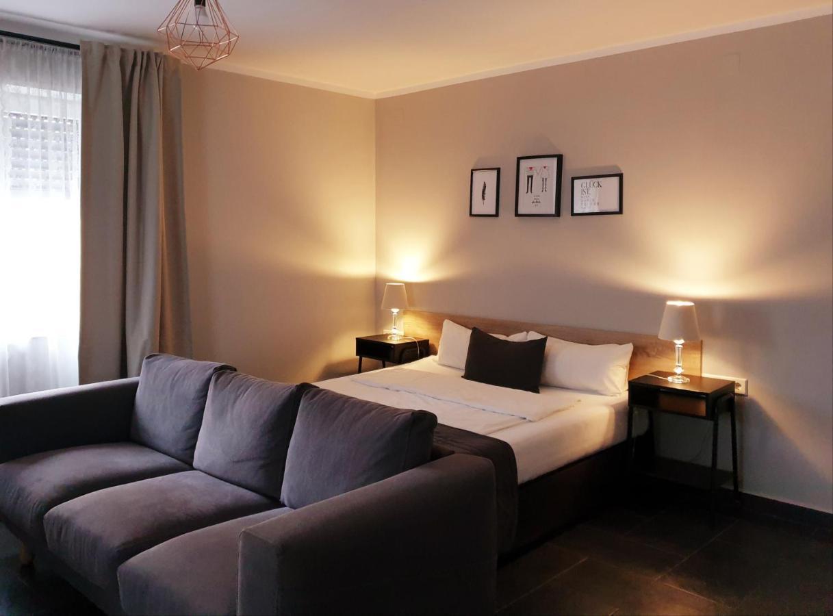 Aparthotel Oleander Hof Hochstadt  Esterno foto